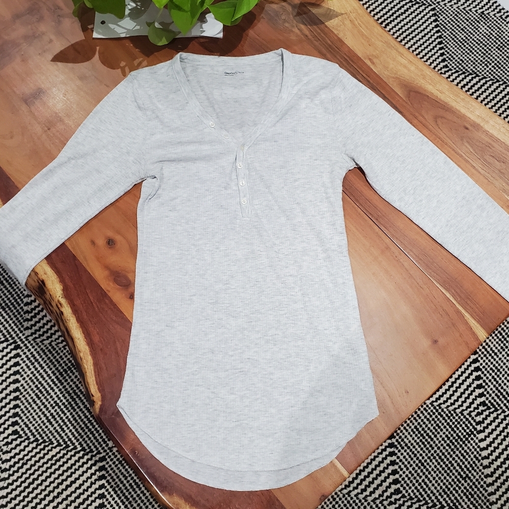GAPBODY Curved Trim Henley Long Sleeved Top Womens